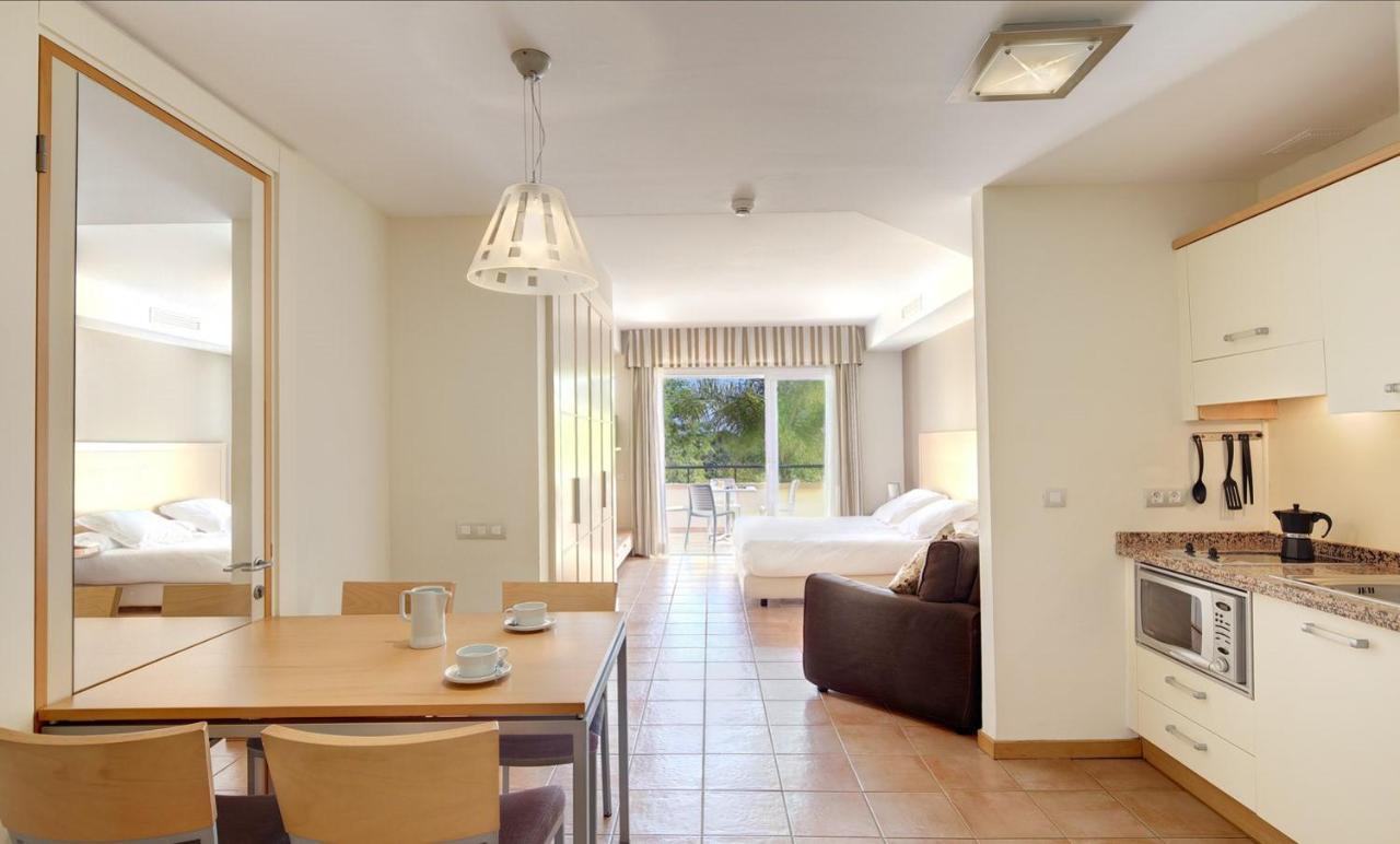 Elviria Hills Living 3*