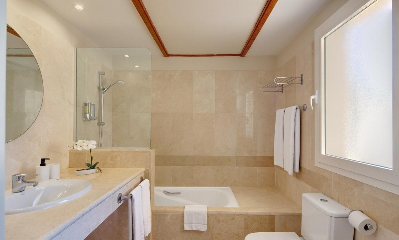 Elviria Hills Living