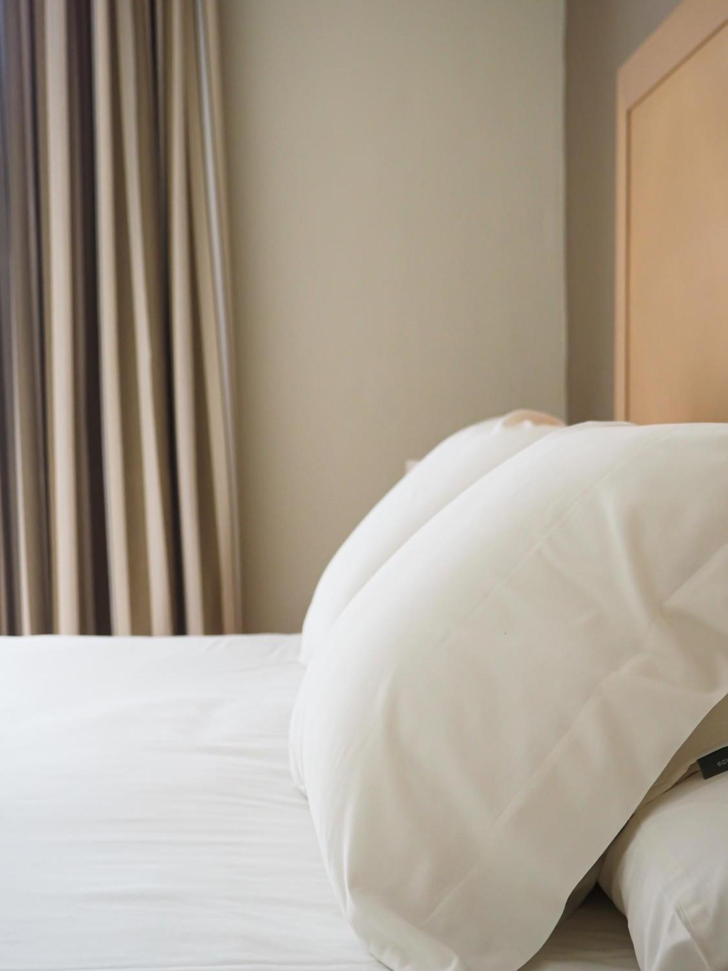 Apart-hotel Elviria Hills Living