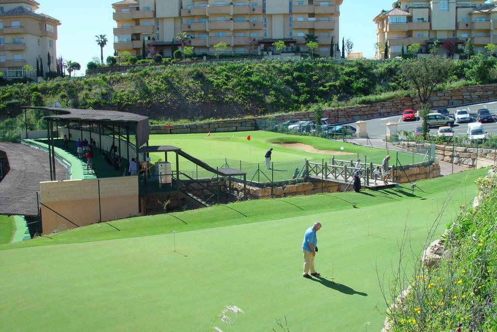 Elviria Hills Living 3*