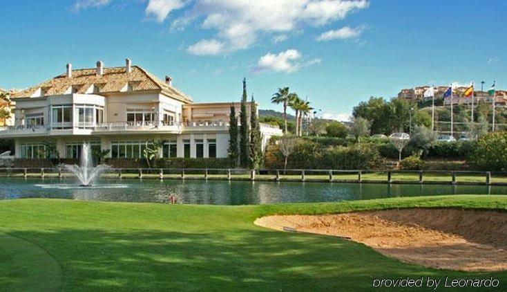 Aparthotel Elviria Hills Living 3*